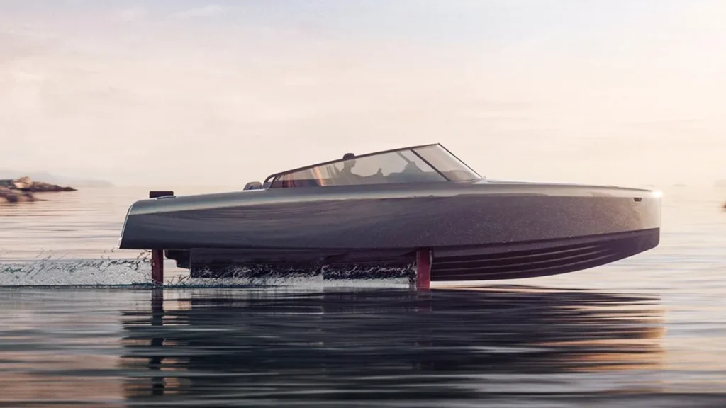 Hydrofoiling Boats: Everything You Need to Know Before You Ride